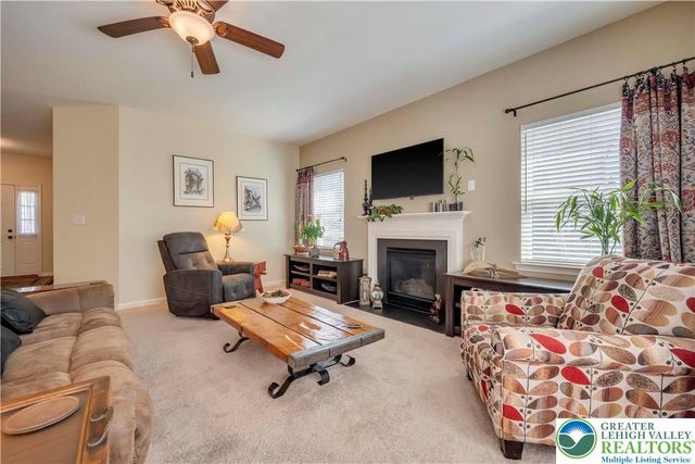 2188 Eagles Landing Drive, Upper Nazareth Twp, PA 18064