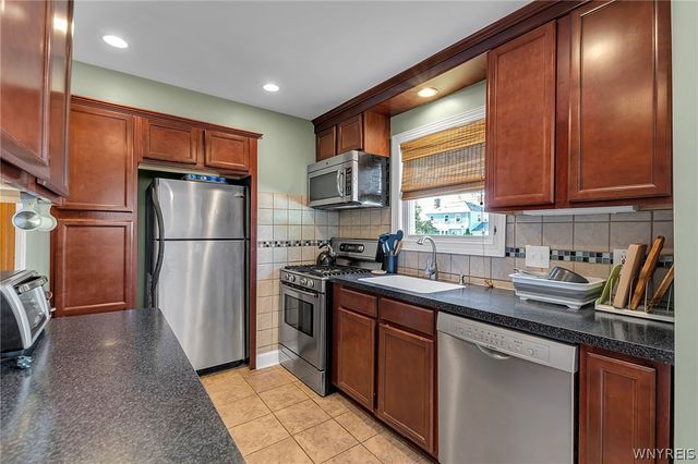 50 Byron Avenue, Tonawanda, NY 14223