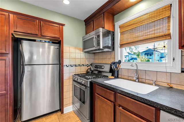 50 Byron Avenue, Tonawanda, NY 14223