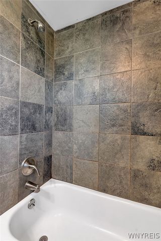 50 Byron Avenue, Tonawanda, NY 14223