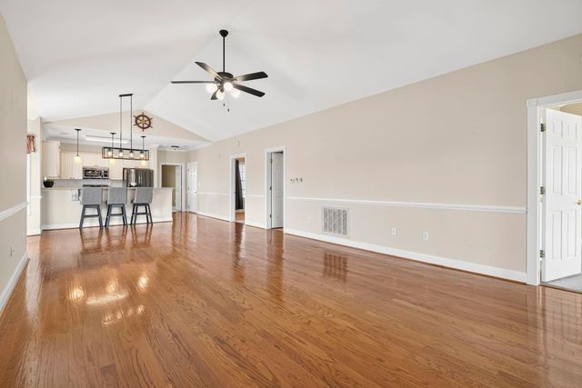 4820 Magnolia Lake Dr Apt 405, Myrtle Beach, SC 29577