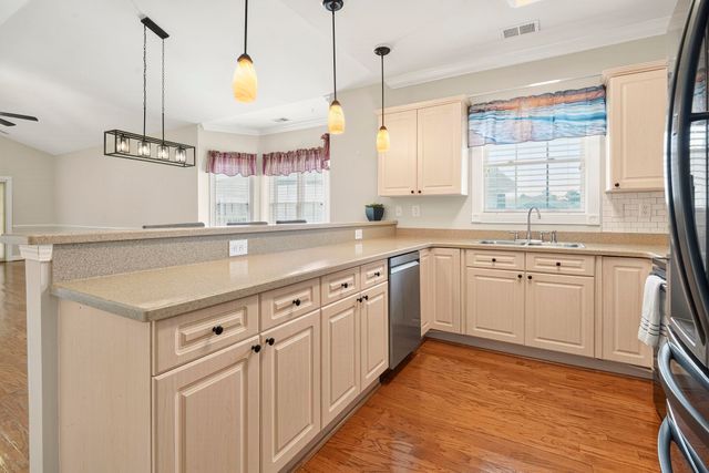 4820 Magnolia Lake Dr Apt 405, Myrtle Beach, SC 29577