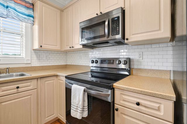 4820 Magnolia Lake Dr Apt 405, Myrtle Beach, SC 29577