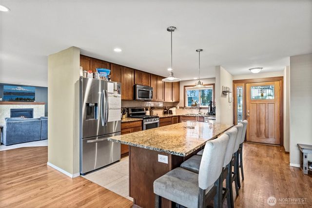 8903 128th Street E, Puyallup, WA 98373