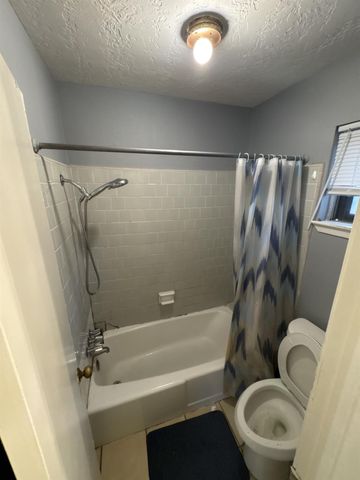 305 N Linden Drive N, Texas City, TX 77591