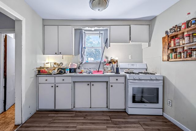 3133 Sanford Street, Muskegon Heights City, MI 49444