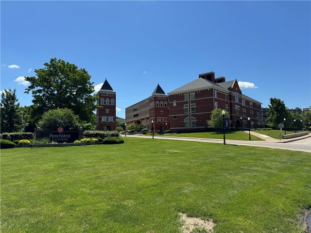 516 3rd St, California, PA 15419
