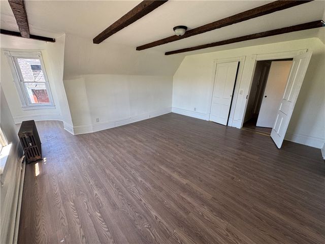 516 3rd St, California, PA 15419