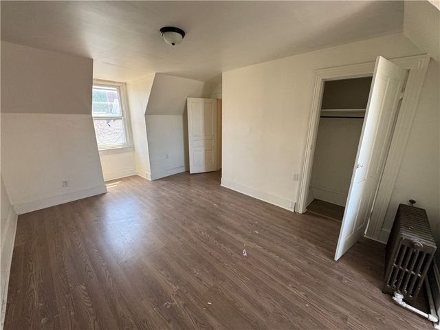 516 3rd St, California, PA 15419