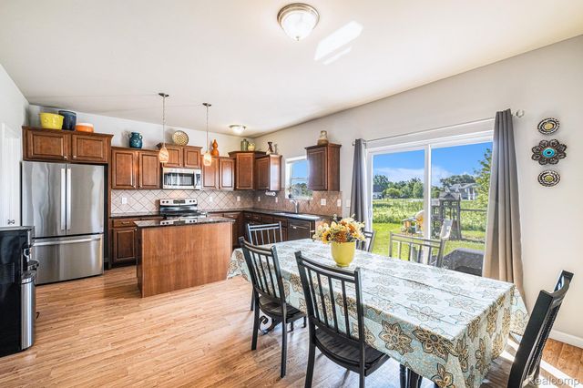 16621 Charles Town Court, Linden, MI 48451