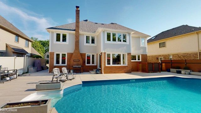 43421 Brooks Drive, Clinton Twp, MI 48038