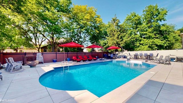 43421 Brooks Drive, Clinton Twp, MI 48038