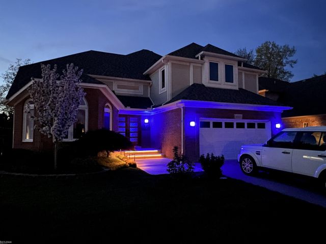 43421 Brooks Drive, Clinton Twp, MI 48038
