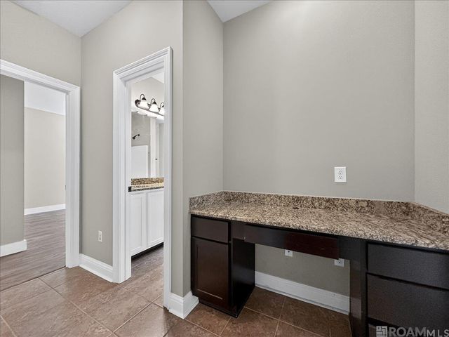 39320 St Charles Ave, Gonzales, LA 70737