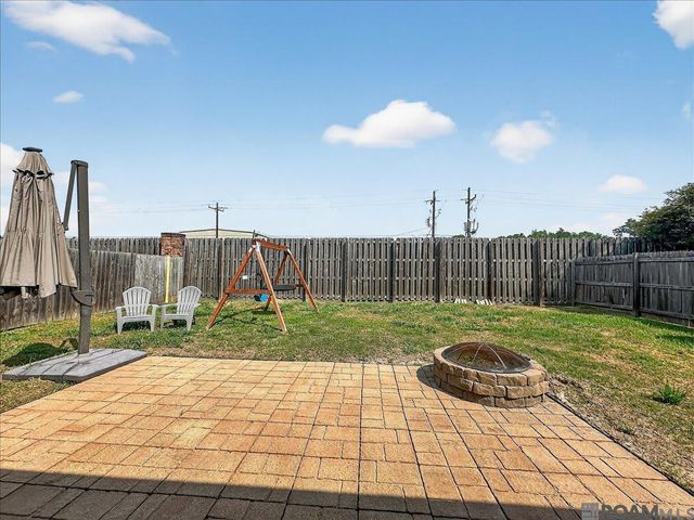 39320 St Charles Ave, Gonzales, LA 70737