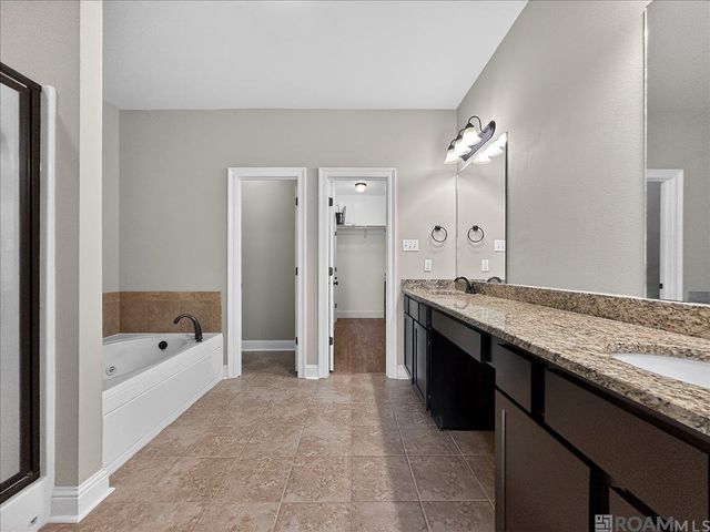 39320 St Charles Ave, Gonzales, LA 70737