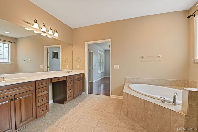 8813 Lillington Circle, Montgomery, AL 36117