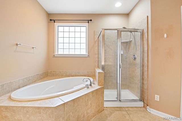 8813 Lillington Circle, Montgomery, AL 36117