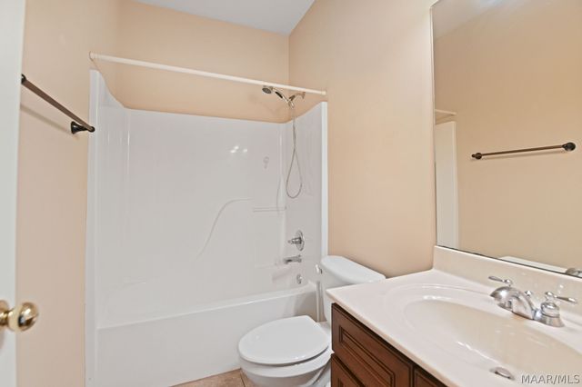 8813 Lillington Circle, Montgomery, AL 36117