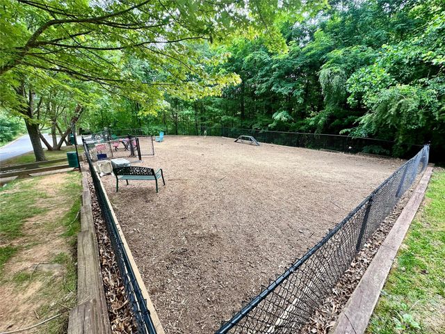 2000 Olde Eastwood Boulevard 305, Asheville, NC 28803