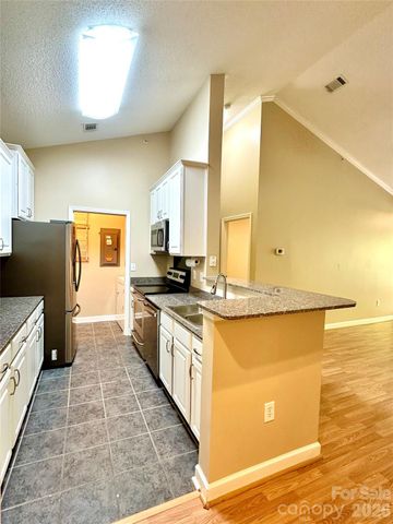 2000 Olde Eastwood Boulevard 305, Asheville, NC 28803