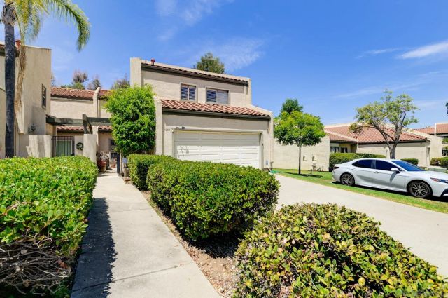 1036 Long Shadow Ct, El Cajon, CA 92019