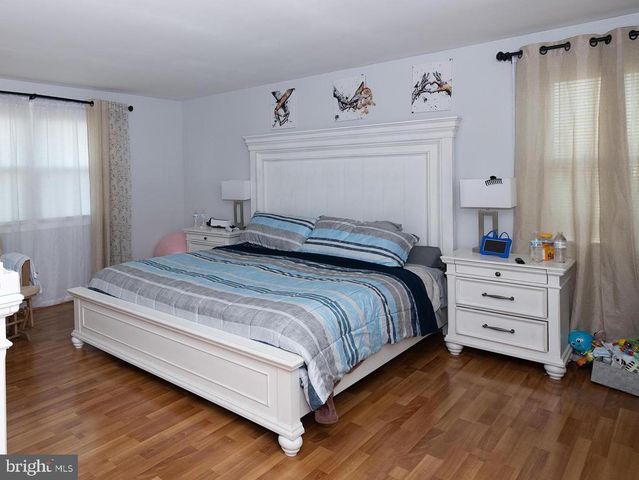 44 MIDDLETON LN, Willingboro, NJ 08046