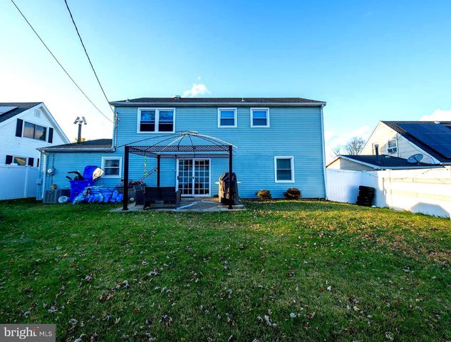 44 MIDDLETON LN, Willingboro, NJ 08046