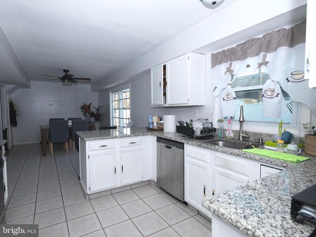 44 MIDDLETON LN, Willingboro, NJ 08046