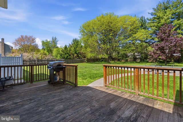 605 WYNDRISE DR, Blue Bell, PA 19422