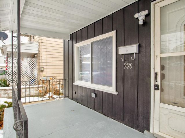 229 Spaulding St, Aliquippa, PA 15001