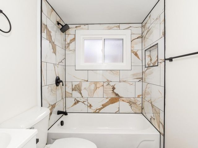 229 Spaulding St, Aliquippa, PA 15001