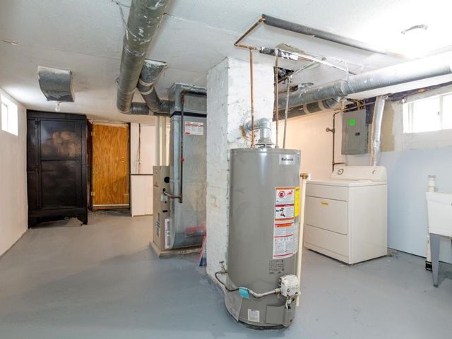 229 Spaulding St, Aliquippa, PA 15001