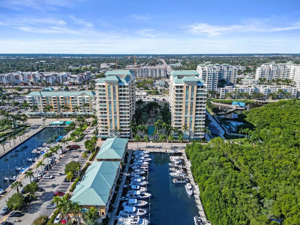 625 Casa Loma Boulevard 602, Boynton Beach, FL 33435