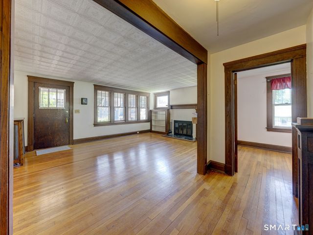 64 Chestnut Street, Windham, CT 06226