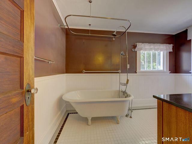64 Chestnut Street, Windham, CT 06226