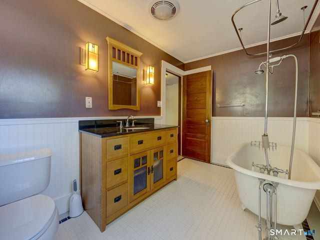 64 Chestnut Street, Windham, CT 06226