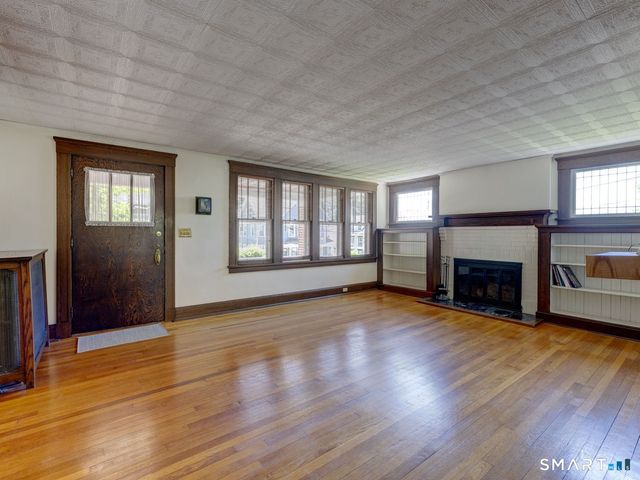 64 Chestnut Street, Windham, CT 06226
