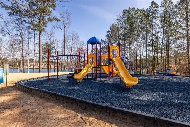 806 Hartstone Court, Fairburn, GA 30213