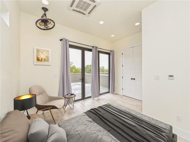 806 E Lydia ST, Austin, TX 78702