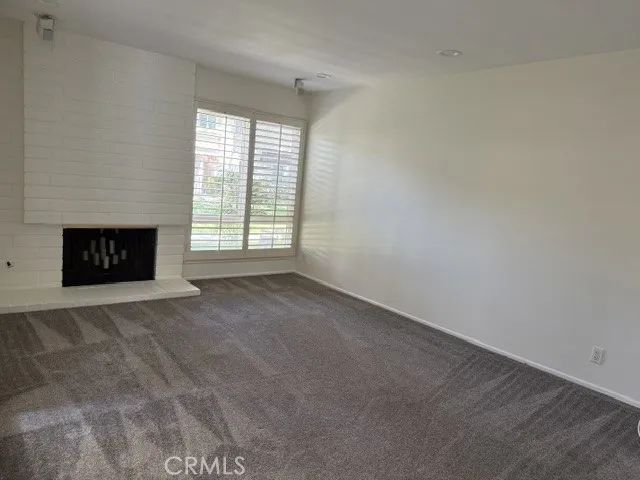 5281 Charing Cross Road, Westminster, CA 92683