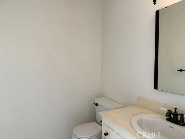 5281 Charing Cross Road, Westminster, CA 92683