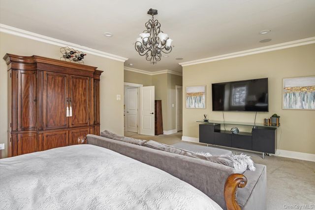 104 Brandywine Lane, Melville, NY 11747