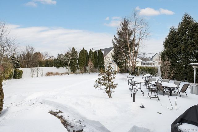 104 Brandywine Lane, Melville, NY 11747