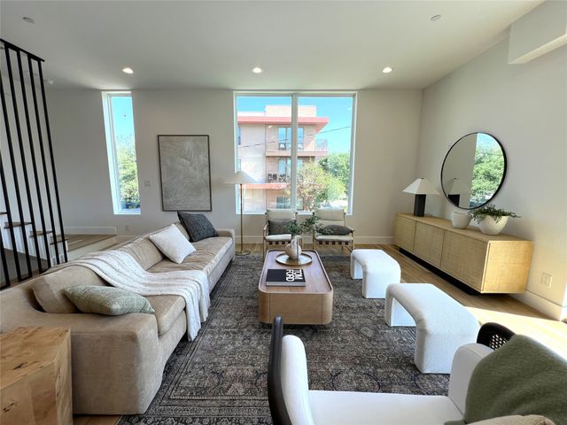 4330 Dickason Avenue 101, Dallas, TX 75219