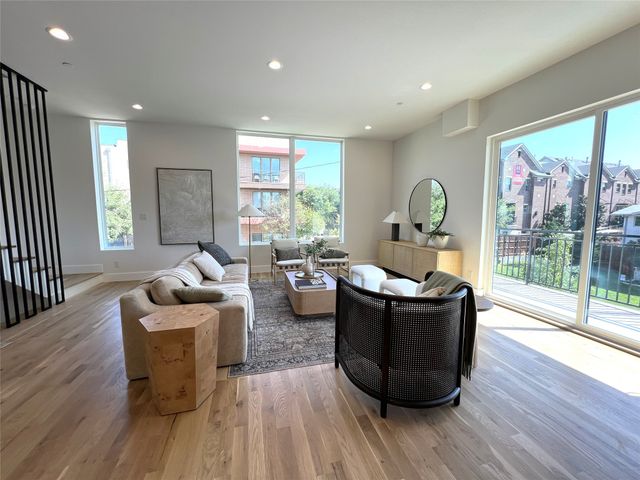 4330 Dickason Avenue 101, Dallas, TX 75219