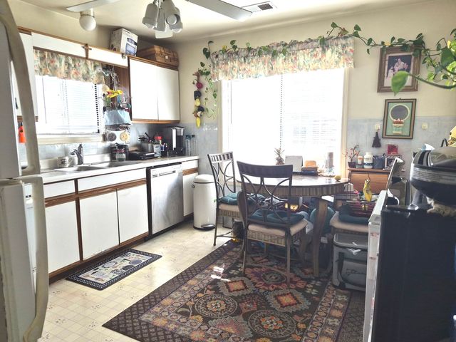 1215 N WILLIAMS Drive 1, Palatine, IL 60074