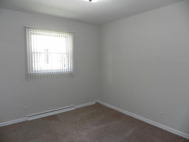 1711 W Plainfield AVENUE, Milwaukee, WI 53221