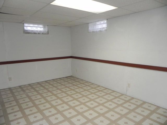 1711 W Plainfield AVENUE, Milwaukee, WI 53221