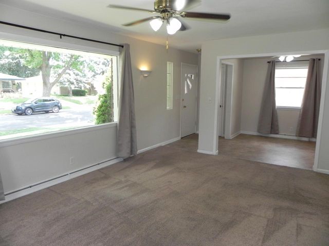1711 W Plainfield AVENUE, Milwaukee, WI 53221
